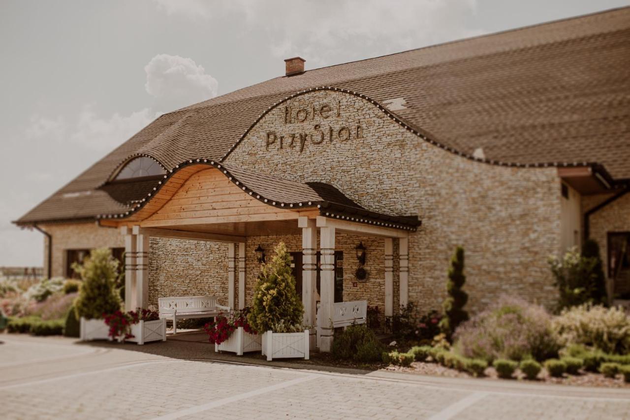 Hotel-Przystan Kikol Exterior photo